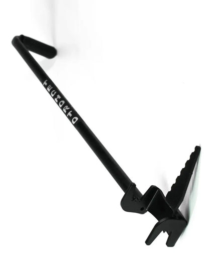 Dimensioni e specifiche tecniche del piantacanne TechOrto: altezza e larghezza della staffa poggia-piede.